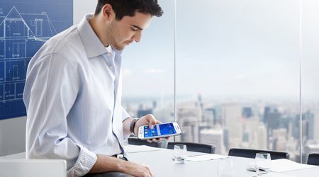 Điện thoại di động Samsung Galaxy V đa năng